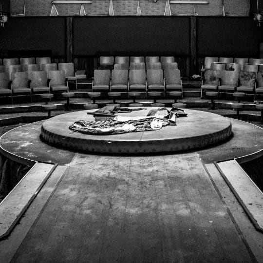 広々とした観客席