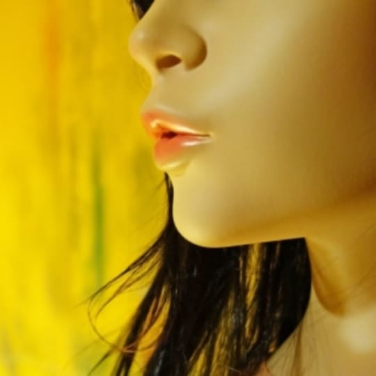 女性