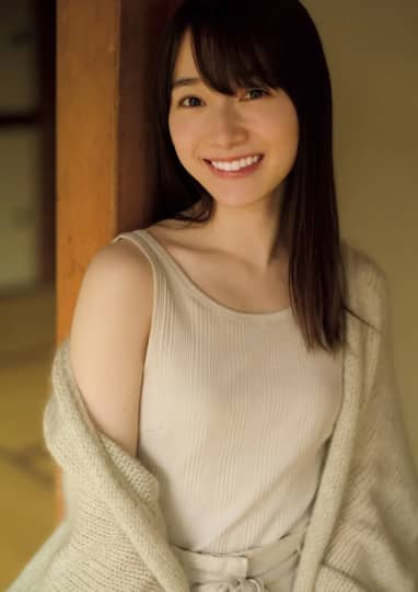 守屋麗奈 おっぱい