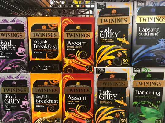 スーパーでよく見るタイプは、ティーバッグ40袋入り2.99ポンド（約400円）