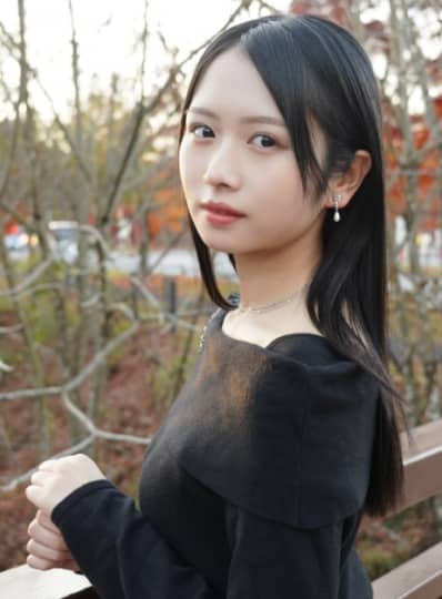 上村ひなの エロ