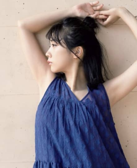松本穂香　おっぱい