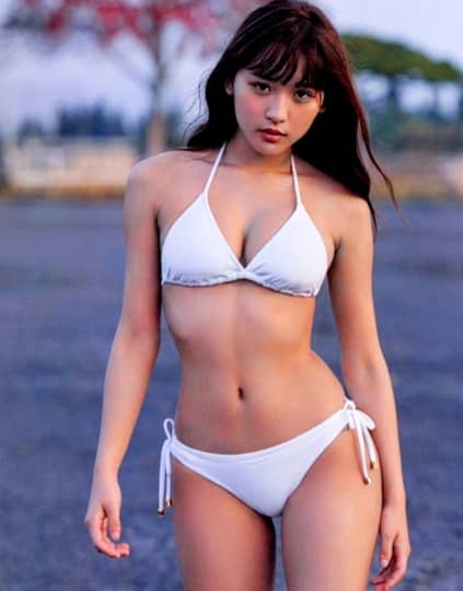 浅川梨奈