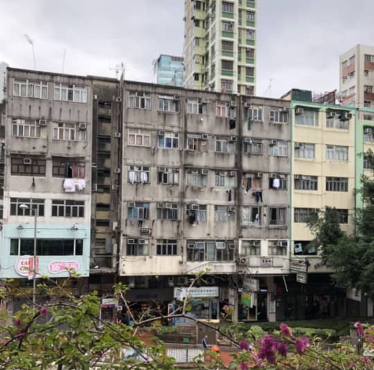 香港の荃湾市内の風景