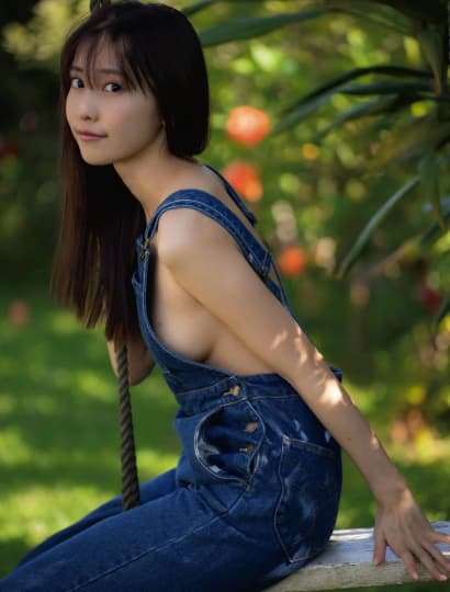 佐野ひなこ おっぱい
