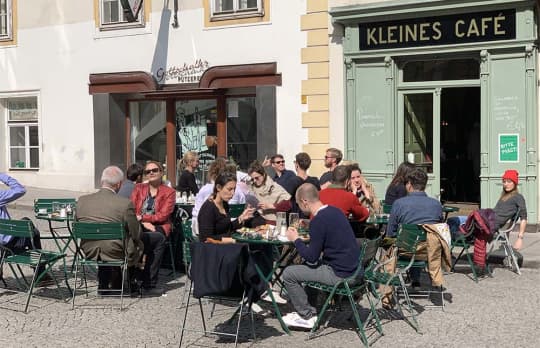 Kleines Café