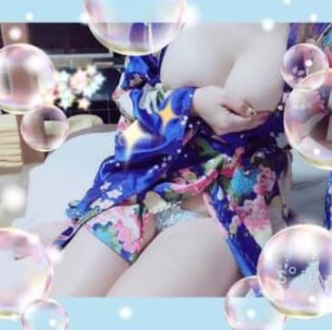 女性