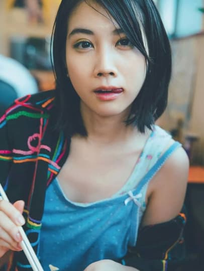 松本穂香　おっぱい