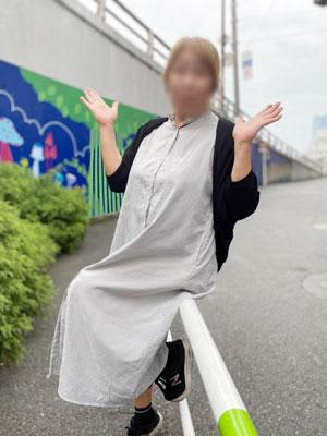 デッドボールの女性