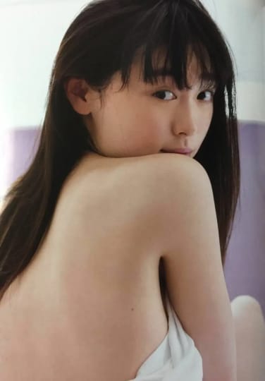 福原遥 エロ
