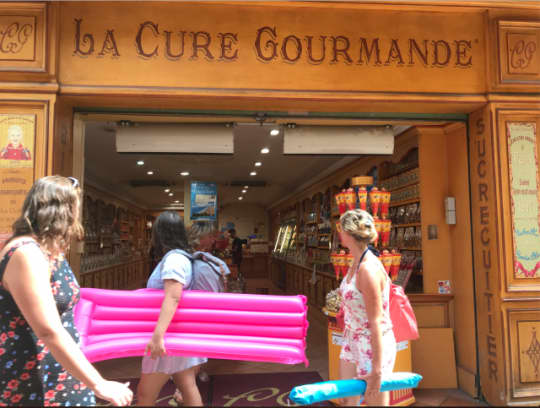 LA CURE GOURMANDE