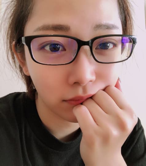 紗倉まな