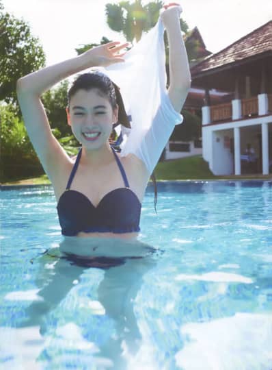  三吉彩花 エロ