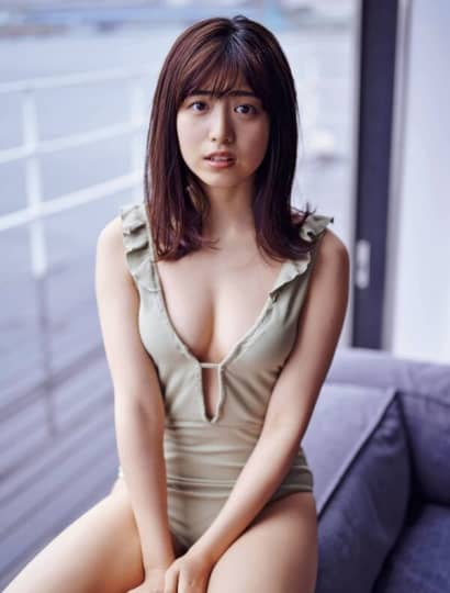 吉田莉桜 おっぱい