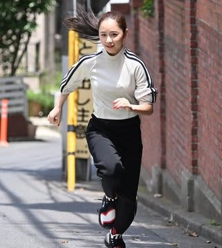 堀田真由 おっぱい