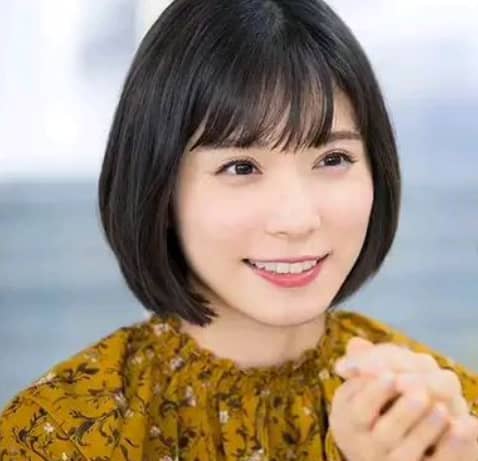 松岡茉優