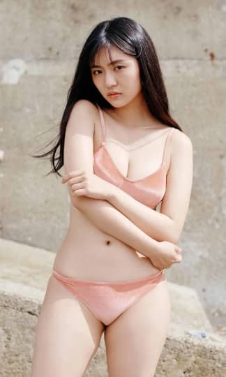 豊田ルナ おっぱい