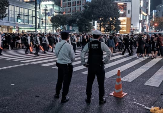 警察官の画像