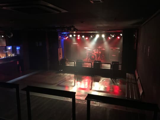 ナイトクラブ CLUB ROOTS（クラブルートズ）
