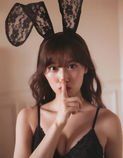 山下美月 おっぱい