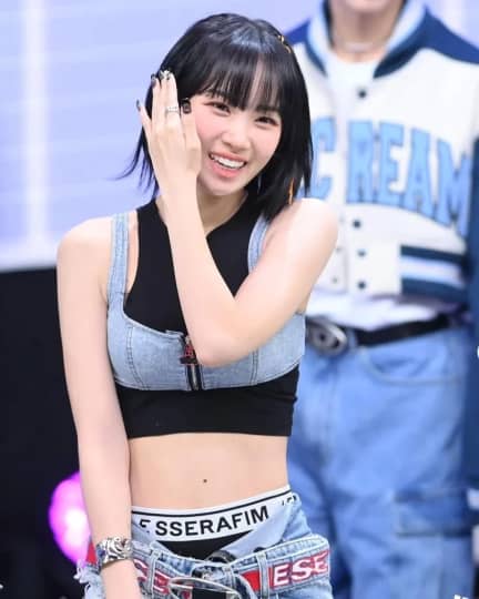 LE SSERAFIM(ルセラフィム) エロ