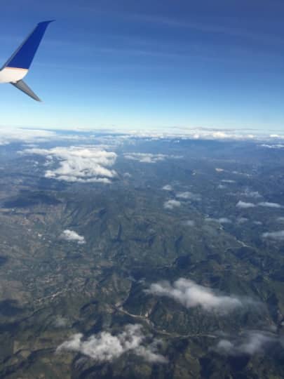 飛行機から見えるグアテマラの山々