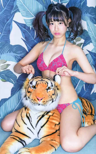 上西怜 おっぱい