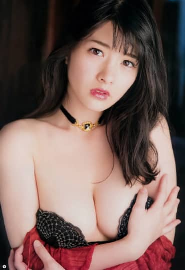 神谷えりな おっぱい