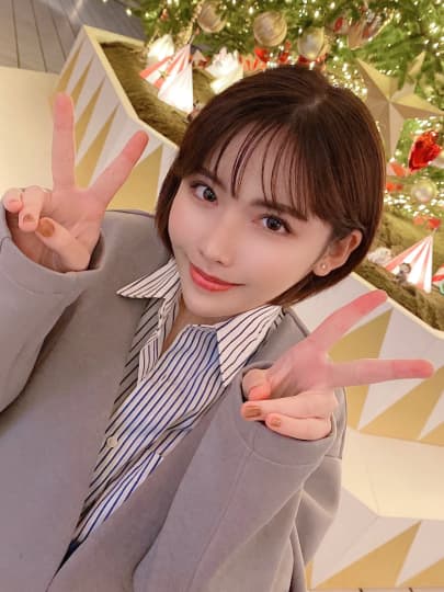 深田えいみ プロフィール