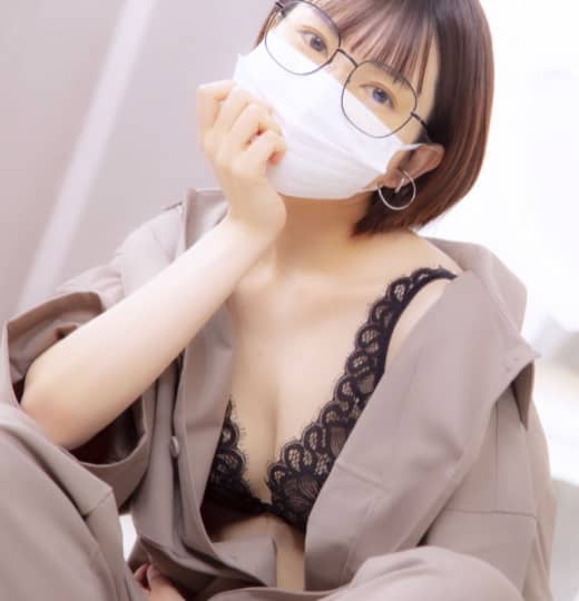 丸の内OLレイナ