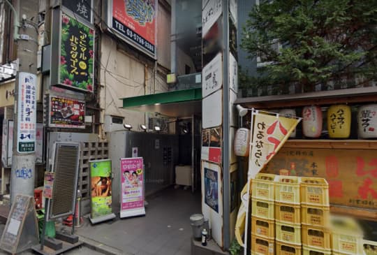 アニマルパラダイス店舗前