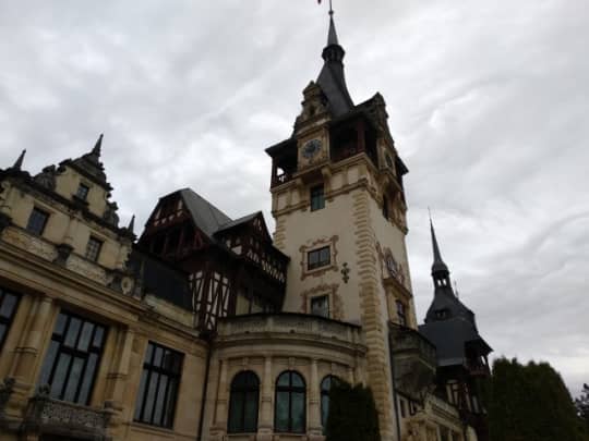おしゃれなCastelul Peleș