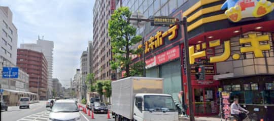 ドン・キホーテ伊勢佐木店前の大通り