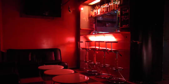 ハプニングバーの画像