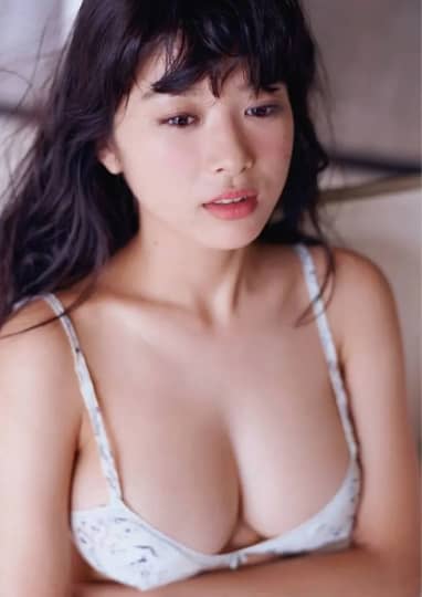 馬場ふみか おっぱい