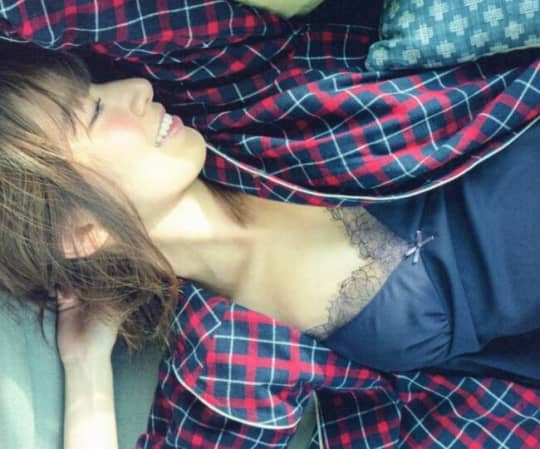 橋本奈々未 おっぱい