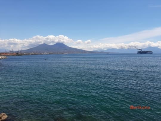 イタリア　ナポリ