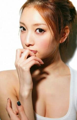 菜々緒