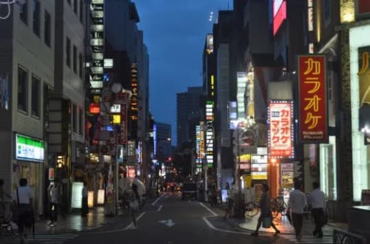 静岡の夜