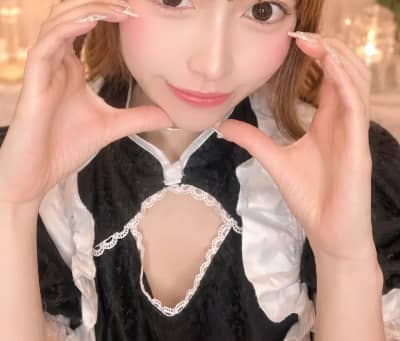 女性