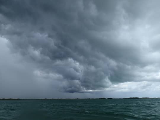 雨が降りそうな雲