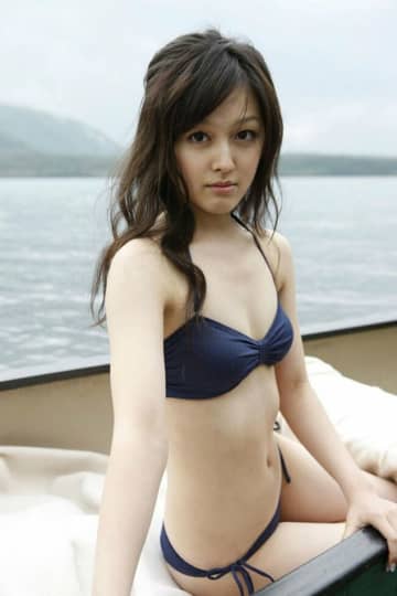 久住小春 おっぱい