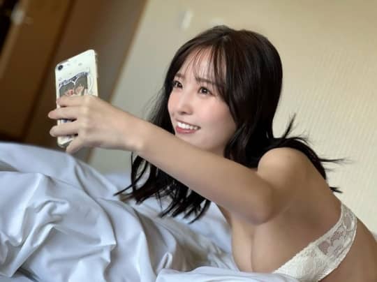 由良ゆら おっぱい