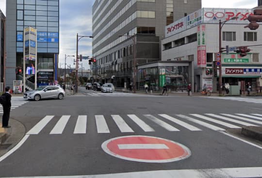 上尾駅東口交差点