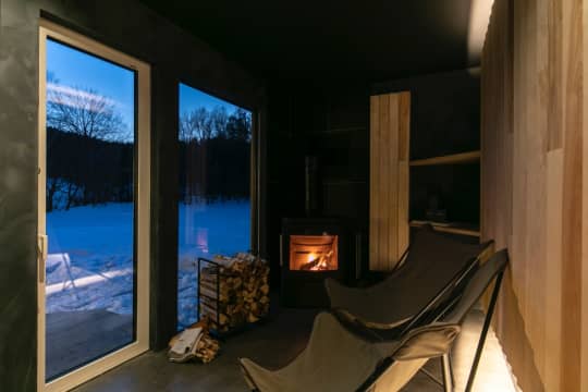 サウナラウンジ