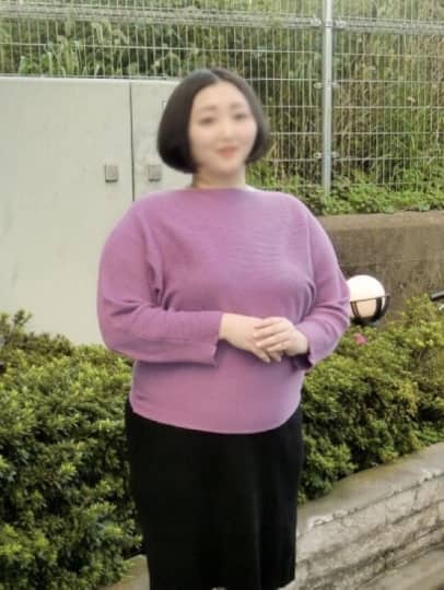 女性