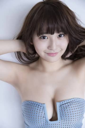 浅川梨奈 おっぱい