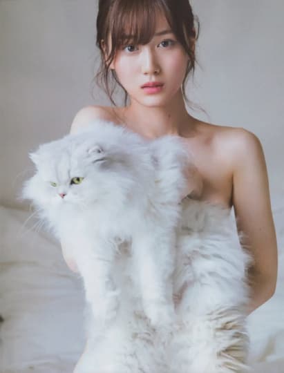 山下美月 おっぱい