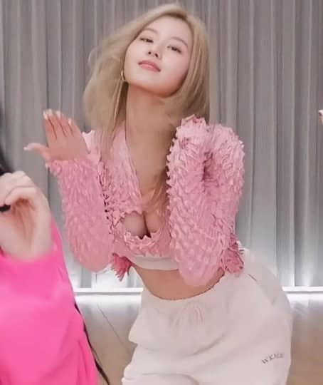 twice サナ エロ