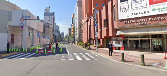 東急REIホテル前